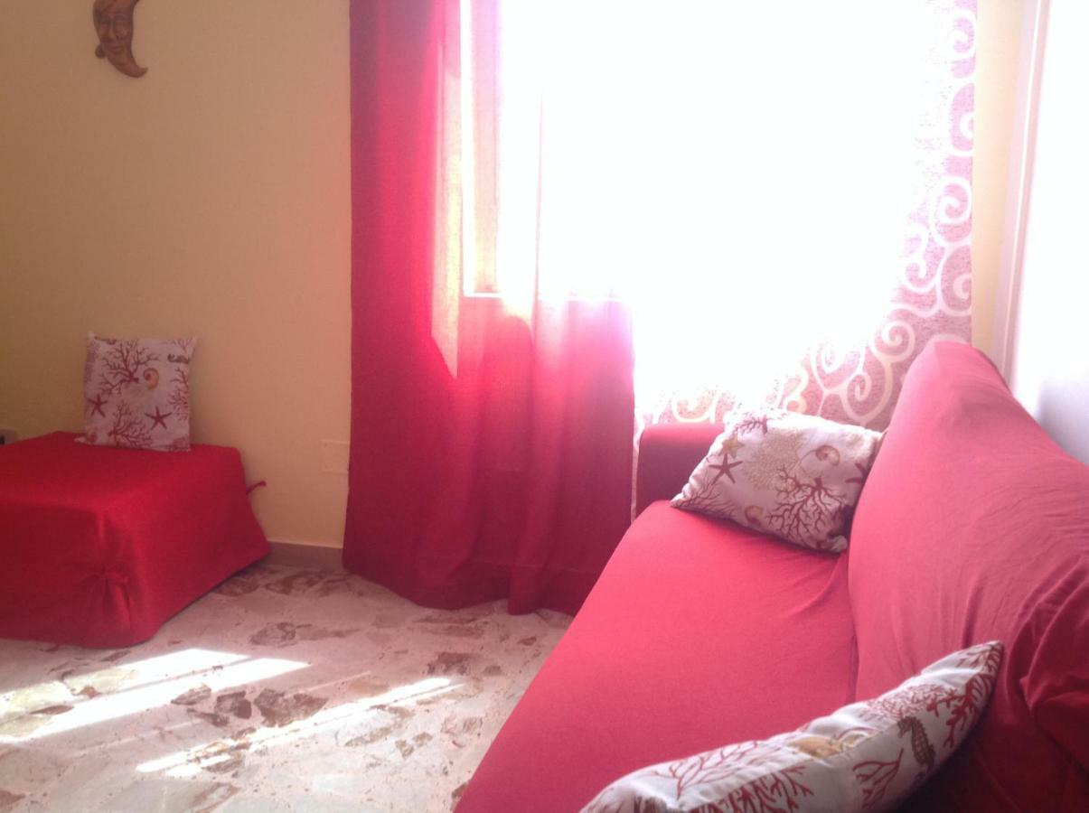 Bed&Breakfast La Casetta SantʼAlessio Siculo Exterior foto