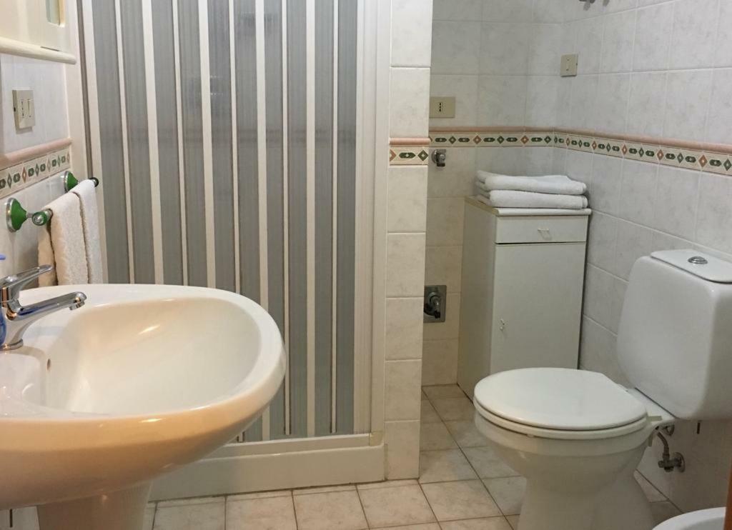 Bed&Breakfast La Casetta SantʼAlessio Siculo Exterior foto